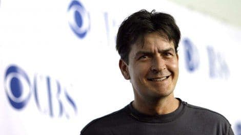 Čarli Šin ukida alimentaciju bivšoj ženi Čarli Šin ukida alimentaciju bivšoj ženi