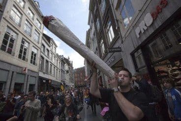 Francuska: Uskoro kanabis kao lijek Francuska: Uskoro kanabis kao lijek