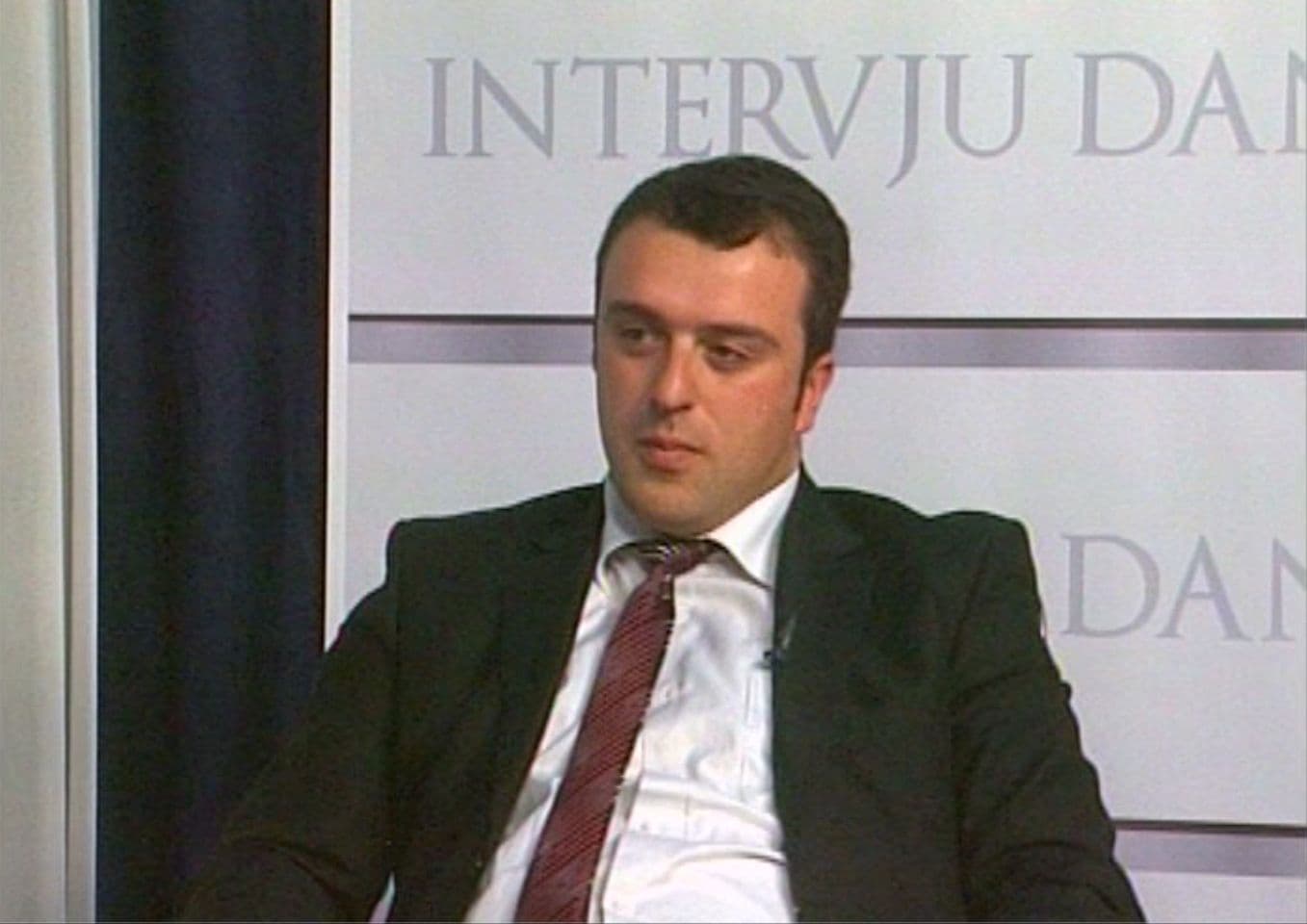 Muhović: Nezadovoljni smo kako se poštuje koalicioni dogovor Muhović: Nezadovoljni smo kako se poštuje koalicioni dogovor