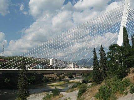 I danas promjenljivo oblačno, popodne moguća kiša, do 33 stepena I danas promjenljivo oblačno, popodne moguća kiša, do 33 stepena