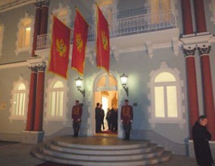 Večeras Vujanovićev prijem u Plavom dvorcu Večeras Vujanovićev prijem u Plavom dvorcu