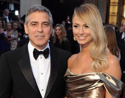 Kluni platio bivšoj 10 miliona dolara za ćutanje Kluni platio bivšoj 10 miliona dolara za ćutanje