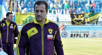 Petrović mijenja Hidinka na klupi Anžija Petrović mijenja Hidinka na klupi Anžija