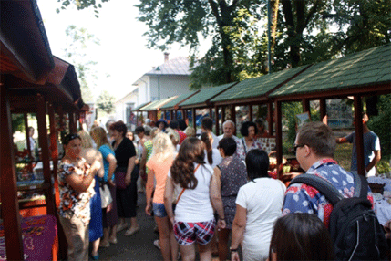 Cetinje: Na prvom Sajmu suvenira predstavilo se 40 izlagača Cetinje: Na prvom Sajmu suvenira predstavilo se 40 izlagača