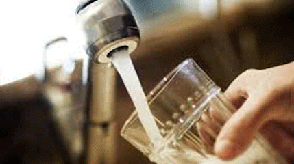 Beč: Voda iz česme košta oko tri eura! Beč: Voda iz česme košta oko tri eura!