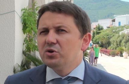 Rađenović potpisao Odluku o izradi DUP-a “Centar Petrovac” Rađenović potpisao Odluku o izradi DUP-a “Centar Petrovac”