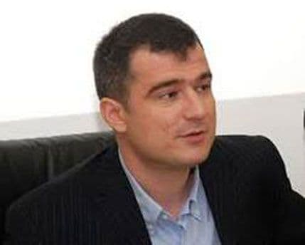 Muk: Policija da rasvijetli poziv na linč Cimbaljevića Muk: Policija da rasvijetli poziv na linč Cimbaljevića