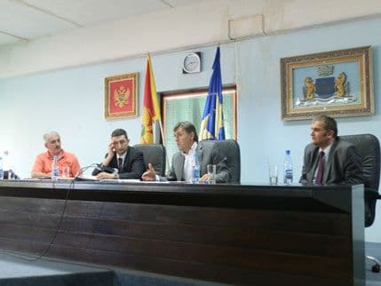 Diskoteka „Maximus“ neuredno plaća porez!? Diskoteka „Maximus“ neuredno plaća porez!?