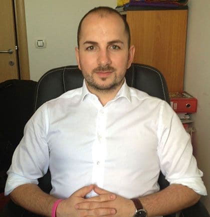 Cimbaljević: Čitulje su poruka LGBT zajednici da nije dobrodošla u društvo Cimbaljević: Čitulje su poruka LGBT zajednici da nije dobrodošla u društvo