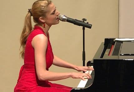 Koncert Bare Cisaržovske u čast 200 godina Njegoša Koncert Bare Cisaržovske u čast 200 godina Njegoša