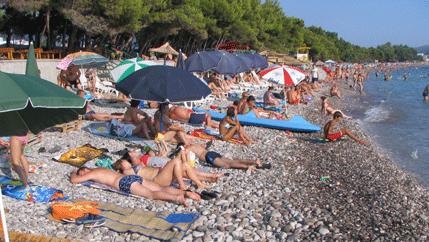 U Crnoj Gori  boravi tri odsto više turista nego lani U Crnoj Gori  boravi tri odsto više turista nego lani