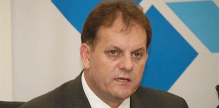 Stijepović: Udžbenici jeftiniji 10,4 odsto Stijepović: Udžbenici jeftiniji 10,4 odsto