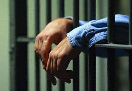 Vlada traži amnestiju i za osuđene za teška ubistva Vlada traži amnestiju i za osuđene za teška ubistva