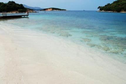 Albanija: Ubijene tri osobe Albanija: Ubijene tri osobe