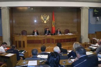 GA: Apeluju na poslanike da ne usvoje Predlog zakona o amnestiji GA: Apeluju na poslanike da ne usvoje Predlog zakona o amnestiji