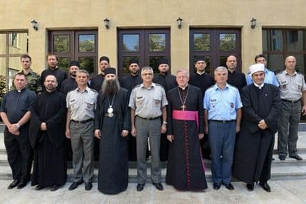 Od danas i sveštenici u Vojsci Srbije Od danas i sveštenici u Vojsci Srbije