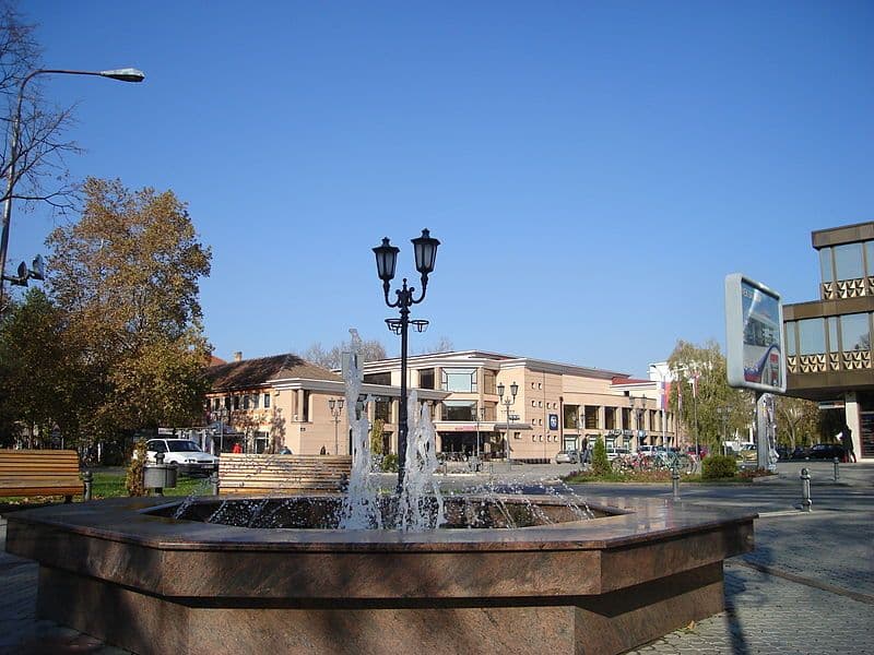 Opština Vrbas ustupa prostorije crnogorskom konzulatu Opština Vrbas ustupa prostorije crnogorskom konzulatu