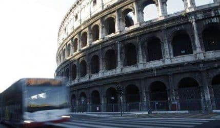 Novi gradonačelnik Rima zabranio saobraćaj oko Koloseuma Novi gradonačelnik Rima zabranio saobraćaj oko Koloseuma