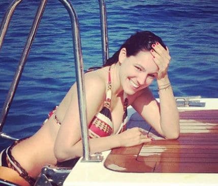 Keli Bruk dokazala da ima savršenu liniju Keli Bruk dokazala da ima savršenu liniju