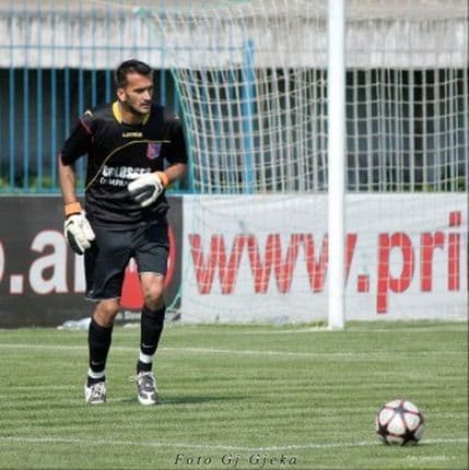 Vujadinović ipak napuštio Mladost Vujadinović ipak napuštio Mladost