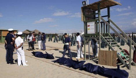 Sicilija: Šest tijela emigranata pronađeno na plaži Sicilija: Šest tijela emigranata pronađeno na plaži