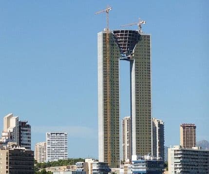 Neboder od 47 spratova - bez lifta! Neboder od 47 spratova - bez lifta!