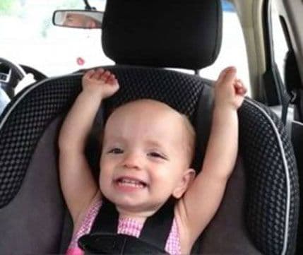 VIDEO: Elvisova pjesma u izvođenju dvogodišnjakinje VIDEO: Elvisova pjesma u izvođenju dvogodišnjakinje