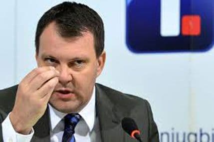 MIROVIĆ: Medojević je velika sramota Crne Gore i regiona MIROVIĆ: Medojević je velika sramota Crne Gore i regiona