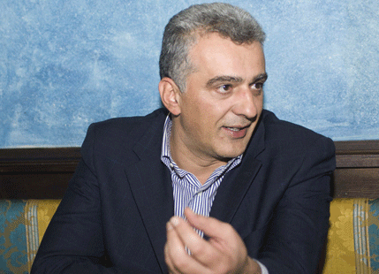 Mandić: Oduzeti imovinu kriminalcima, pa platiti dugove Mandić: Oduzeti imovinu kriminalcima, pa platiti dugove