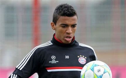 Luiz Gustavo potpisao za Volfsburg Luiz Gustavo potpisao za Volfsburg