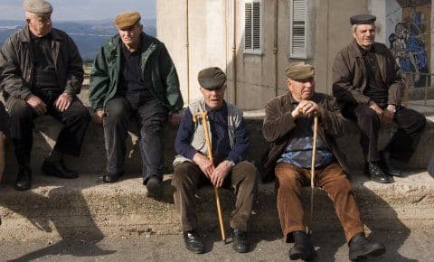 Grčka: Umrli primali penzije Grčka: Umrli primali penzije