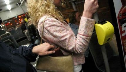 VIDEO: Najpopularnije metode džeparoša VIDEO: Najpopularnije metode džeparoša