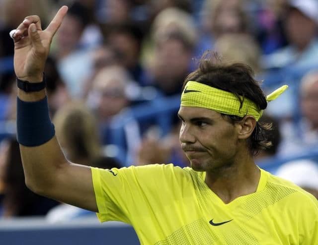 Nadal ponovo bolji od Federera Nadal ponovo bolji od Federera