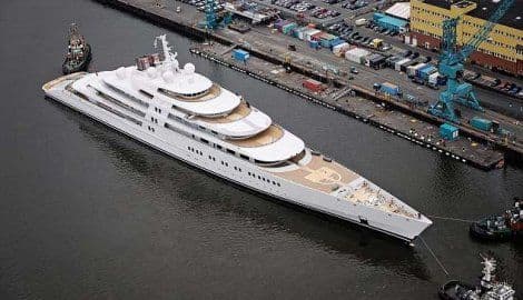 Superjahta koja je zbacila sa trona Abramovičev „Eklips” Superjahta koja je zbacila sa trona Abramovičev „Eklips”