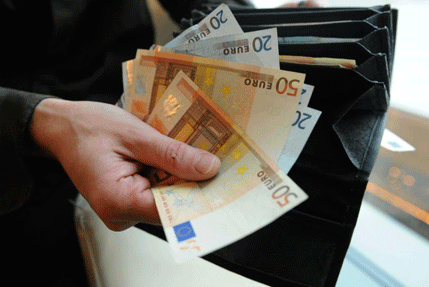 Lokalnim funkcionerima ograničavaju zaradu Lokalnim funkcionerima ograničavaju zaradu