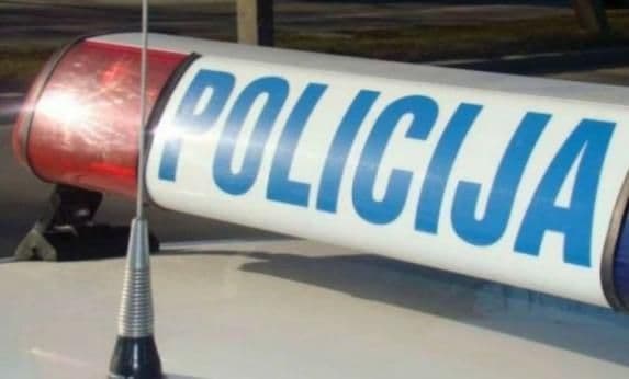 Saobraćajna nesreća na Koniku, jedna osoba teže povrijeđena Saobraćajna nesreća na Koniku, jedna osoba teže povrijeđena