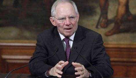 Šojble: Grčkoj potreban treći paket pomoći Šojble: Grčkoj potreban treći paket pomoći