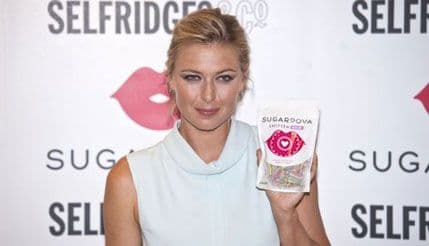 Šarapova odustala od promjene prezimena Šarapova odustala od promjene prezimena