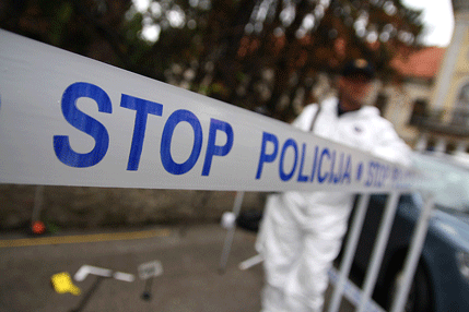 Izgorio automobil Rajka Bujkovića, direktora Jadranskog sajma Izgorio automobil Rajka Bujkovića, direktora Jadranskog sajma