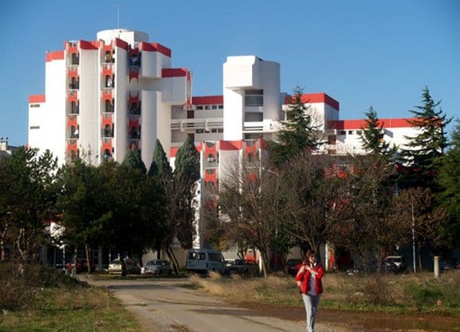 VUJOŠEVIĆ: Ne razdvajati studente državnog i privatnih univerziteta VUJOŠEVIĆ: Ne razdvajati studente državnog i privatnih univerziteta