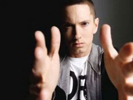Eminem izdaje novi album Eminem izdaje novi album