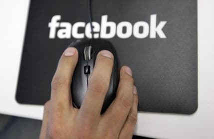 Vrijednost poslovanja Facebooka premašila 100 milijardi dolara Vrijednost poslovanja Facebooka premašila 100 milijardi dolara