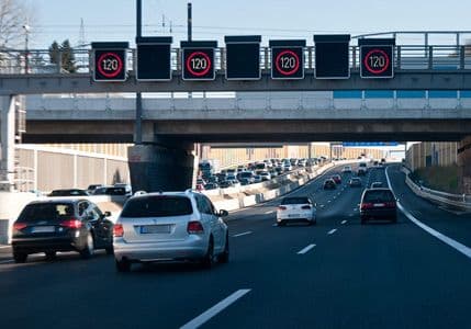 Njemačka prodaje autoputeve zbog manjka u budžetu? Njemačka prodaje autoputeve zbog manjka u budžetu?