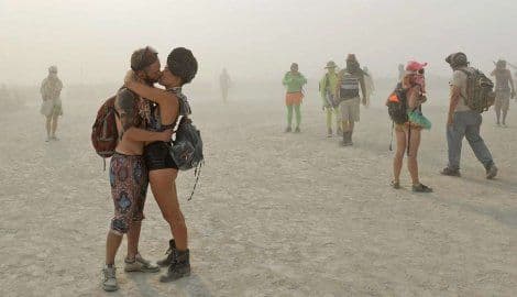 Najraskalašniji festival: 60.000 ljudi u Nevadi ljubi se i - ne koristi novac Najraskalašniji festival: 60.000 ljudi u Nevadi ljubi se i - ne koristi novac