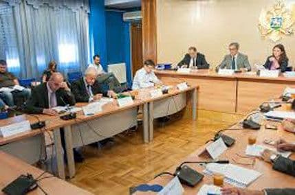 Članovima Anketnog odbora po hiljadu eura nadoknade Članovima Anketnog odbora po hiljadu eura nadoknade