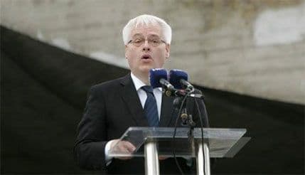 Josipović o situaciji u Vukovaru: Zakoni se moraju primjenjivati  Josipović o situaciji u Vukovaru: Zakoni se moraju primjenjivati