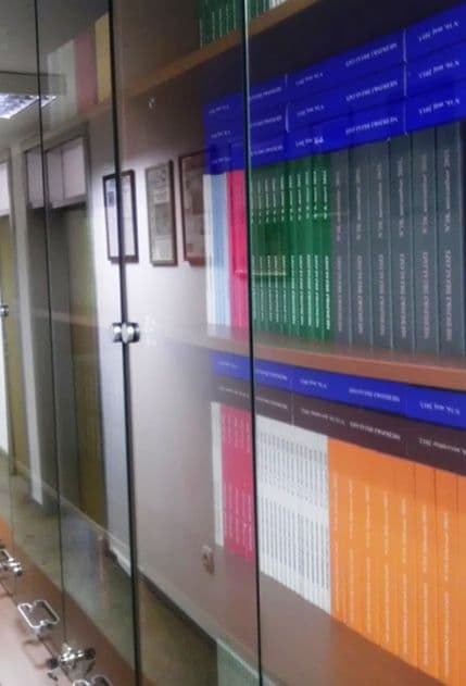 Ministarstvo studentima žurnalistike poklanja naučne časopise Ministarstvo studentima žurnalistike poklanja naučne časopise