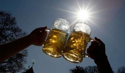 Prvi Oktoberfest van Njemačke počeo u Pekingu Prvi Oktoberfest van Njemačke počeo u Pekingu