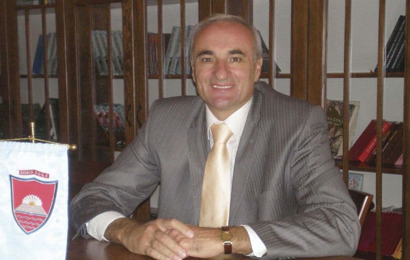 MILOŠEVIĆ: Ne postoje uslovi za raspisivanje izbora, učvrstićemo odnose sa koalicionim partnerima MILOŠEVIĆ: Ne postoje uslovi za raspisivanje izbora, učvrstićemo odnose sa koalicionim partnerima