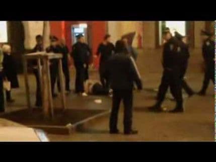 VIDEO: Englezi napadnuti noževima u Kijevu VIDEO: Englezi napadnuti noževima u Kijevu